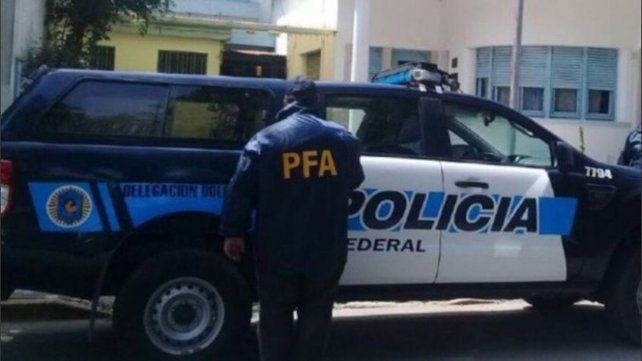 Estafas y presunto lavado de dinero. La Policía Federal realizó tres allanamientos en el microcentro de Rosario.&nbsp;