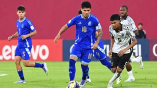 Uriel Ojeda metió una tripleta con la cinta de capitán de Argentina.