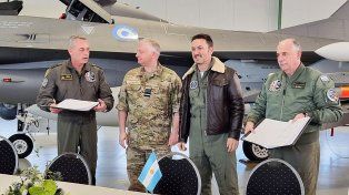 Javier Milei participó vía zoom de la compra de aviones F-16 a Dinamarca. Luis Petri dijo: Los argentinos, volvemos a tener fuerzas del cielo que nos protejan