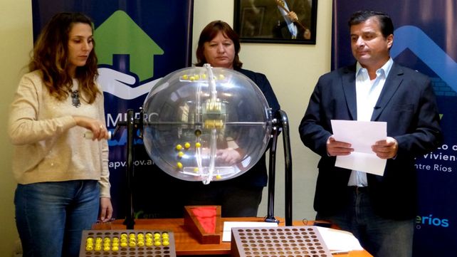 Sortean nuevas viviendas en tres ciudades entrerrianas