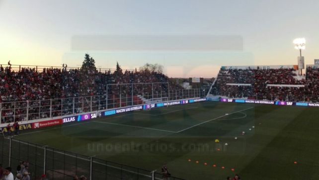 Boca derrotó a Patronato por 2 a 0 y festejó en un Grella repleto