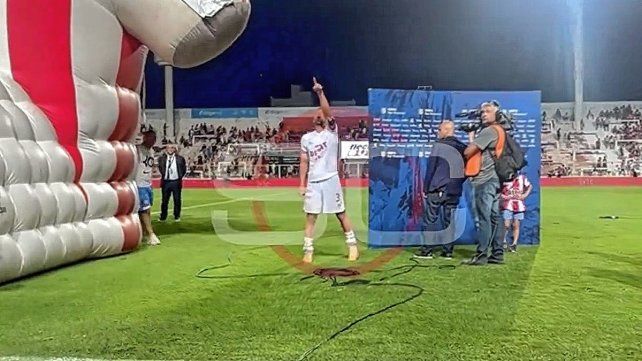 ¡Clima caliente! Corvalán se cruzó con un plateísta de Unión