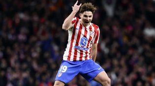 Barcelona presiona al Atlético de Madrid por Julián Álvarez