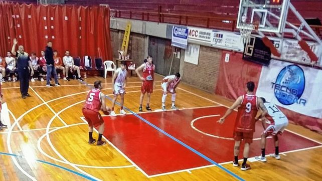 Rivadavia superó a Colón (SJ) en el Félix Colombo y se afirma en la cima del Oficial 2022.