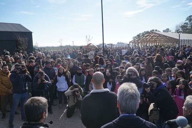 Abel Pintos inauguró el campo escuela recreativo en el establecimiento La Matera