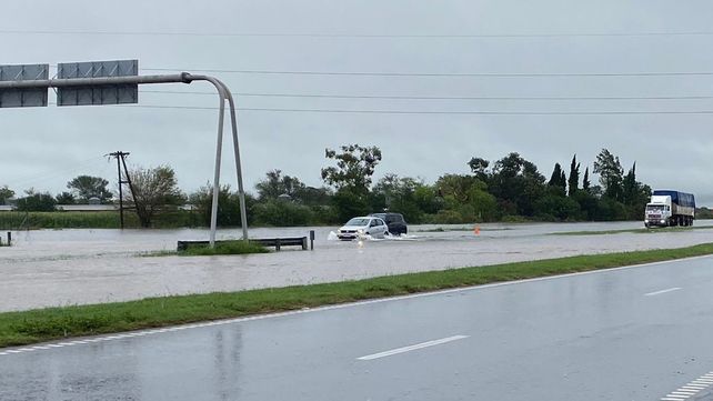 La autopista Rosario-Buenos Aires