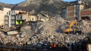 Al menos seis muertos por un nuevo terremoto en Turquía y Siria