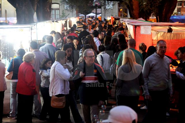 Éxito. Los pasillos de la feria estuvieron colmados de personas.