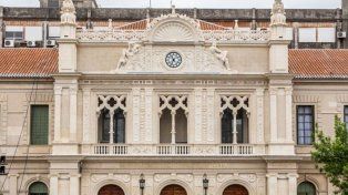 La UNL analiza una drástica decisión, como vender parte de su patrimonio para afrontar gastos de funcionamiento.