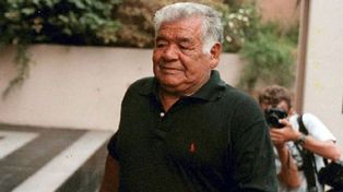 El padre de Maradona confesó que no habla con su hijo