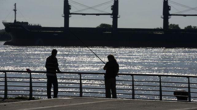 Las temperaturas empiezan a bajar de manera pronunciada y el frío se sentirá en Rosario