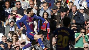 Messi cierra 2017 como máximo goleador del planeta y dos nuevos récords