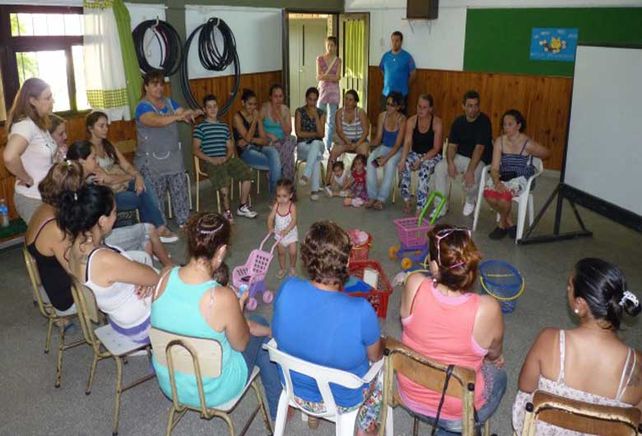 Inspiración. Los juegos desarrollados apuntan a promover la creatividad y lo lúdico en los niños y en sus familias.