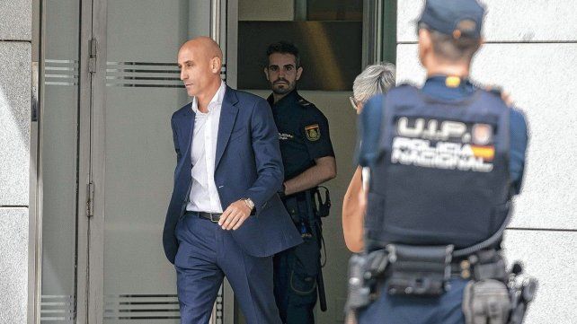 Luis Rubiales fue detenido cuando arribo de República Dominicana.