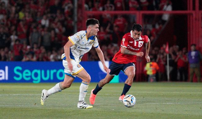 Francesco Lo Celso fue uno de los titulares ante Independiente, cuando Hola guardó jugadores porque Central ya estaba clasificado a los playoffs.