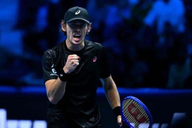 De Miñaur le ganó a Fritz y quedó muy cerca de las semifinales en las ATP Finals