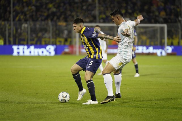 A Ibarra le costó la aclimatación al fútbol argentino, pero a la larga se terminó imponiendo. Hoye s el 5 titular.