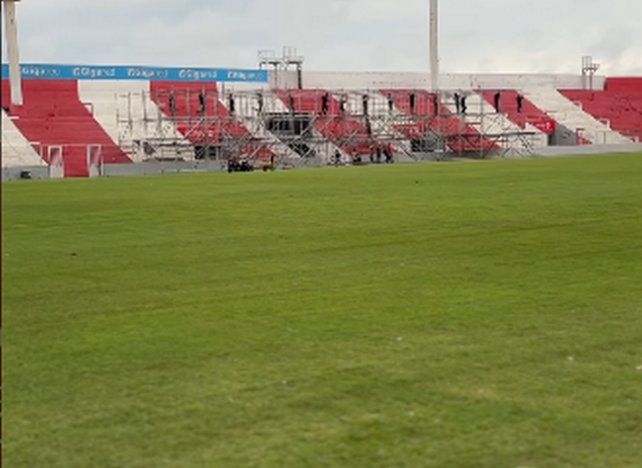 Cómo se encuentra el campo de juego de Unión tras el recital de Tan Biónica