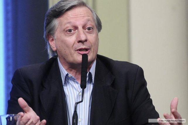 Aranguren dijo que la suba de 203% en la tarifa de gas beneficiará al 40% de los pobres que no acceden a redes