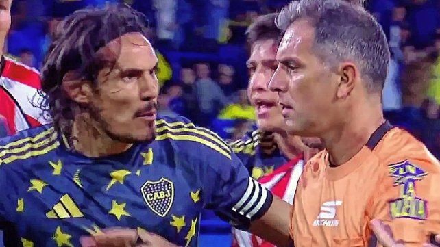 La picante frase de Echenique a Cavani: Lee el reglamento La picante frase de Echenique a Cavani: Lee el reglamento