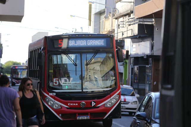 Por la crisis, los colectivos perdieron un 30% de pasajeros