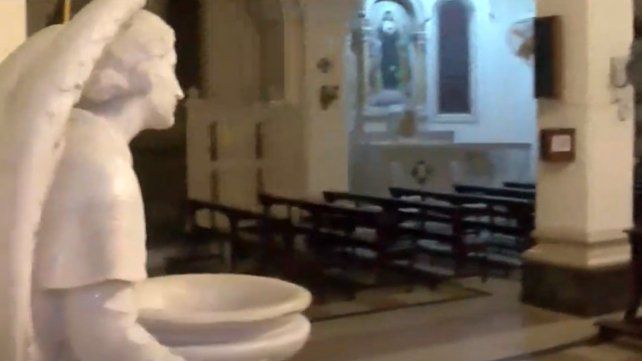 Entró armado a una iglesia en Rosario y quiso asaltar a los feligreses