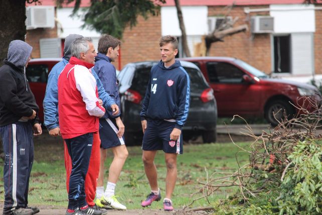 Vélez insiste por Soldano y Bruno Pittón