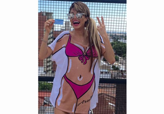 Mirá lo que se puso Vicky para ir a votar