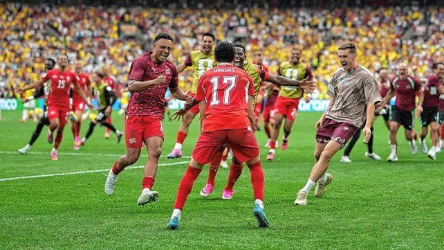 Suiza eliminó a Colombia por penales y jugará ante Argentina en los cuartos de final