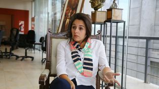 Una ministra puntana fumada y de paseo por Holanda