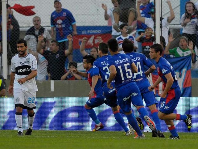 Tigre y el Lobo repartieron puntos en Victoria