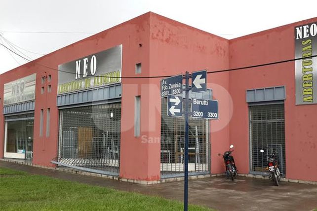 Forzaron la cortina metálica y robaron mercadería por un valor de $100.000