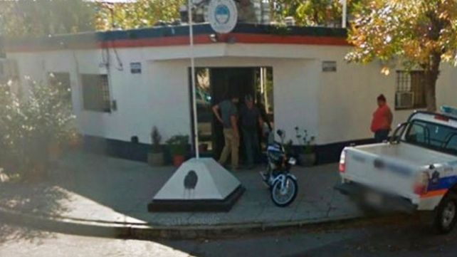 Las típicas mujeres que tienen hijos para no trabajar, les decía un jefe policial a  sus compañeras