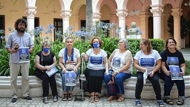 La Ley Nº 10.989 de Fibromialgia se sancionó en la Cámara de Diputados en julio de 2022 y se promulgó ese mismo mes. Pero Salud aun no la reglamentó.&nbsp;