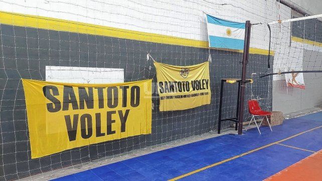 El club Santoto Voley fue intimado a relocalizar su sede en el plazo de un año por denuncias de supuestos ruidos molestos.