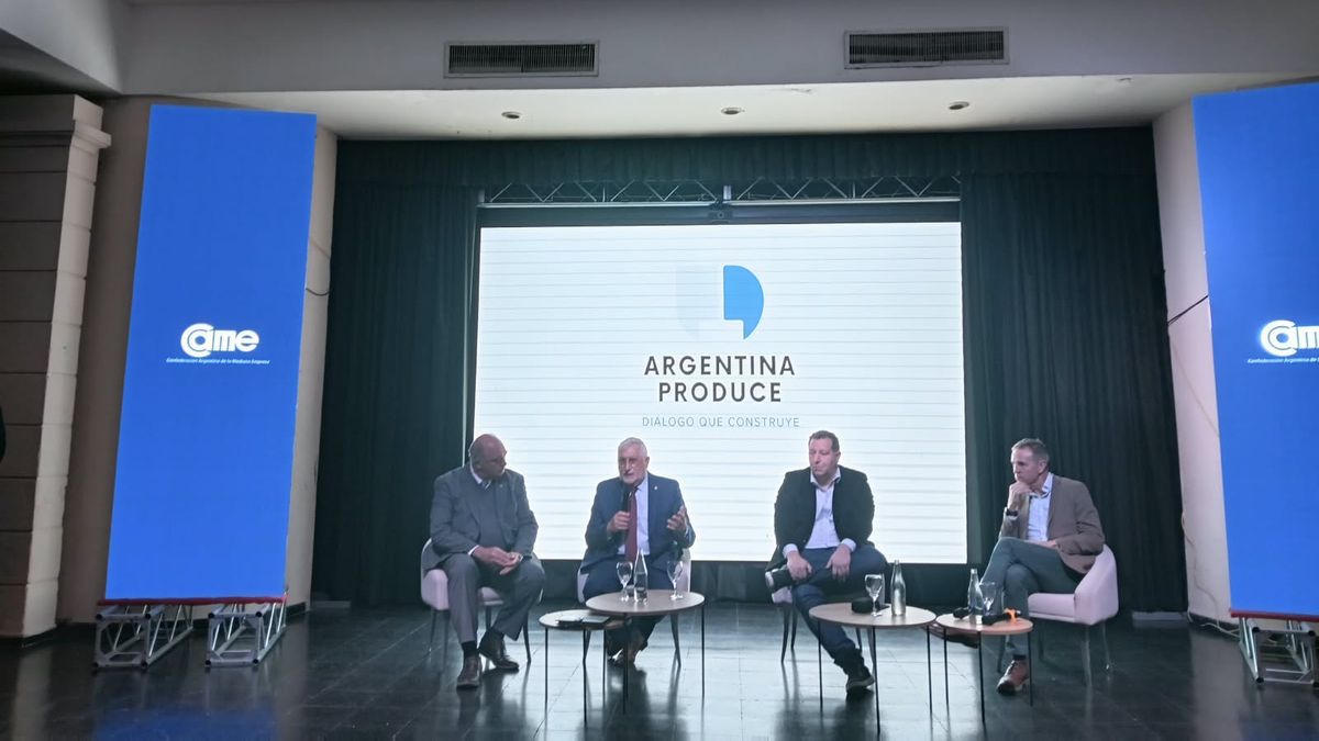 Empresarios y sindicalistas plantaron bandera en Rosario frente la crisis