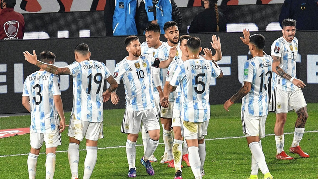 Argentina llegó a 24 partidos invicto tras golear a Uruguay
