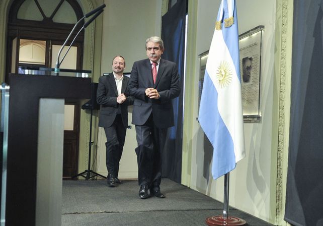 Aníbal Fernández presentó a Martín Sabbatella como compañero de fórmula
