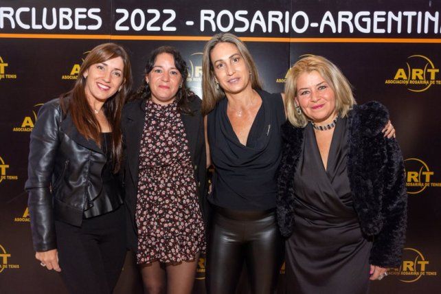Berenice Palazesi, Angeles Enciso Buono , Liza Laino, Lía del Valle Almagro