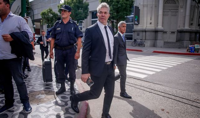 El abogado querellante Fernando Burlando propuso la prisión perpetua para los ocho rugbiers acusados.