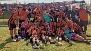 La novena de Patronato sorprendió a Independiente con un categórico 4 a 0