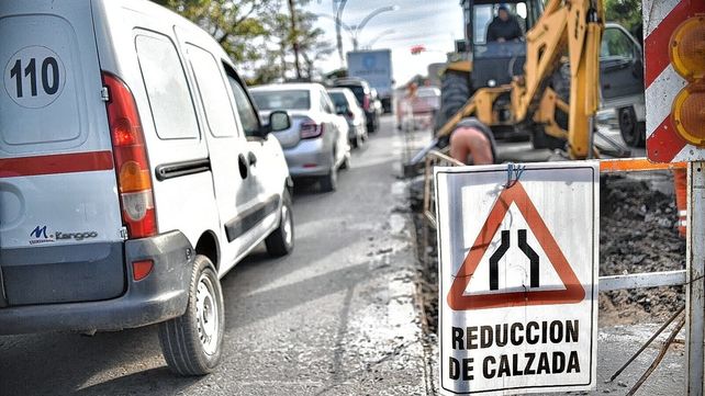 Trabajos de bacheo en la ciudad de Santa Fe
