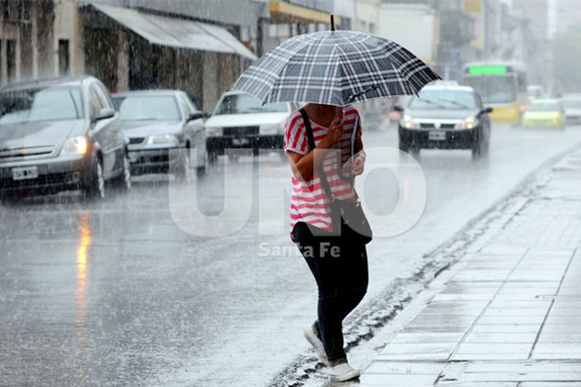 Humedad, frío y lluvia, el combo para el domingo en la ciudad