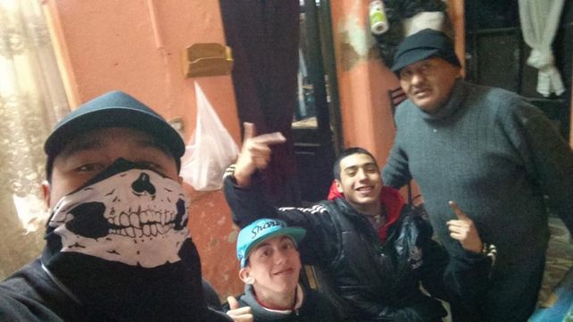Escrachó a un ladrón en Twitter y el delincuente le contestó Escrachó a un ladrón en Twitter y el delincuente le contestó