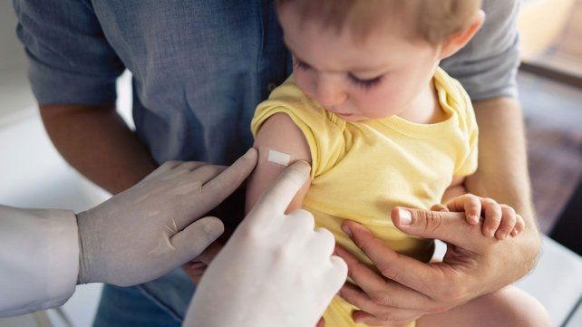 La falta de políticas públicas de Salud provoca una caída histórica en la vacunación y el regreso de enfermedades prevenibles