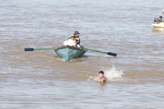 Villa Urquiza-Paraná: Díaz y Puca