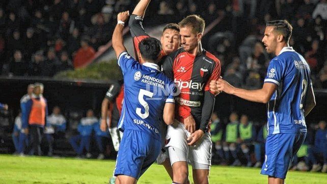 El minuto a minuto del partido entre Colón y Godoy Cruz
