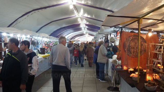 Exigencias del mercado impulsan a los artesanos a vender con tarjeta