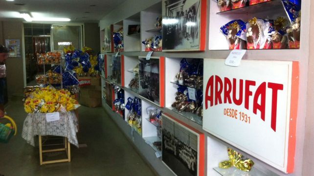 Fábrica de chocolate vende huevos de Pascua a mitad de precios para pagar la luz