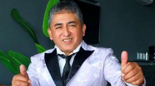 El cantante de cumbia Huguito Flores falleció en un siniestro vial en la ruta 34